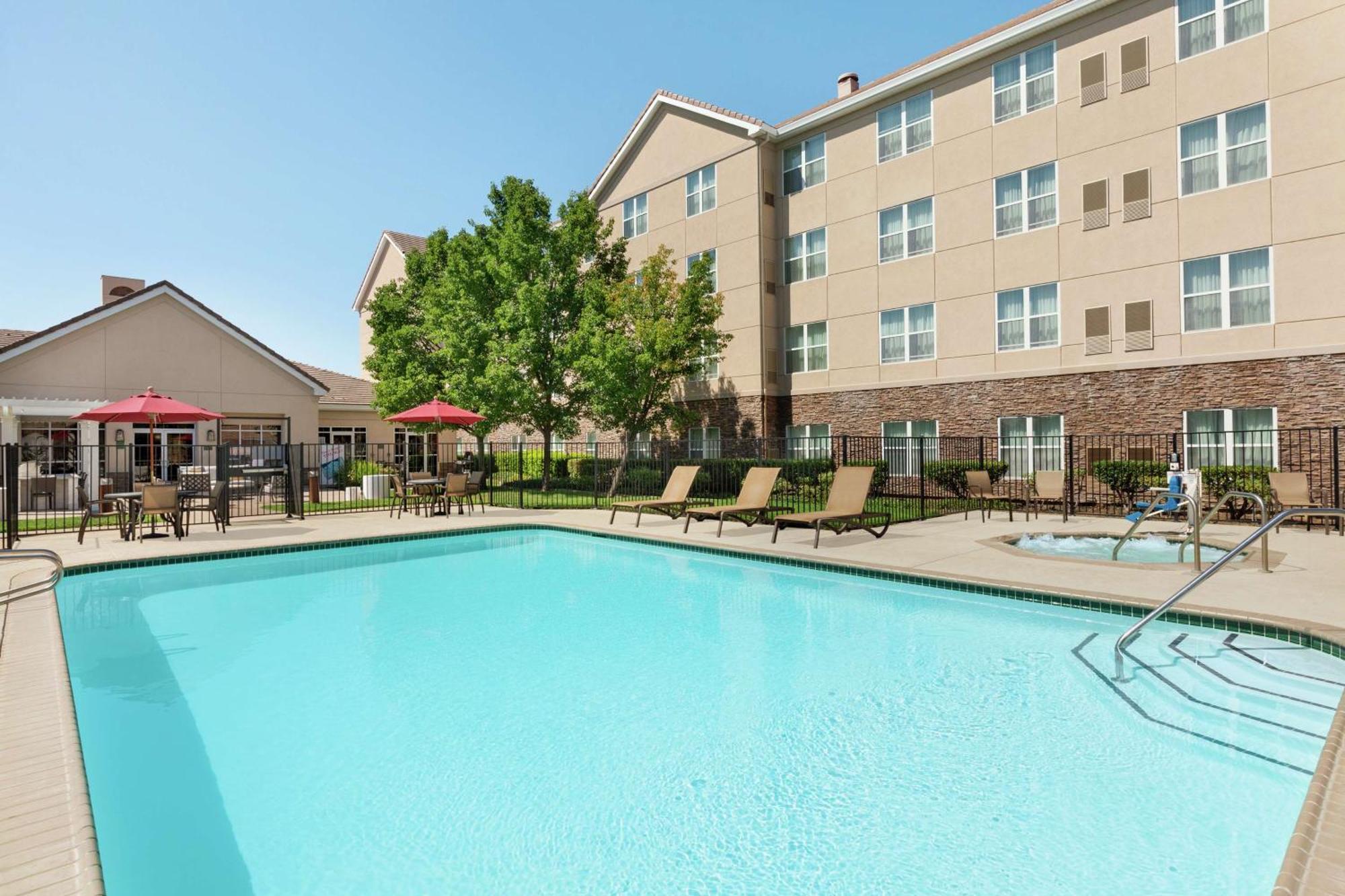 Homewood Suites By Hilton Sacramento/Розвилл Экстерьер фото
